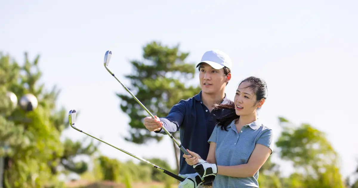 Why-You-Should-Consider-Tipping-Your-Golf-Pro Golf Instructor
